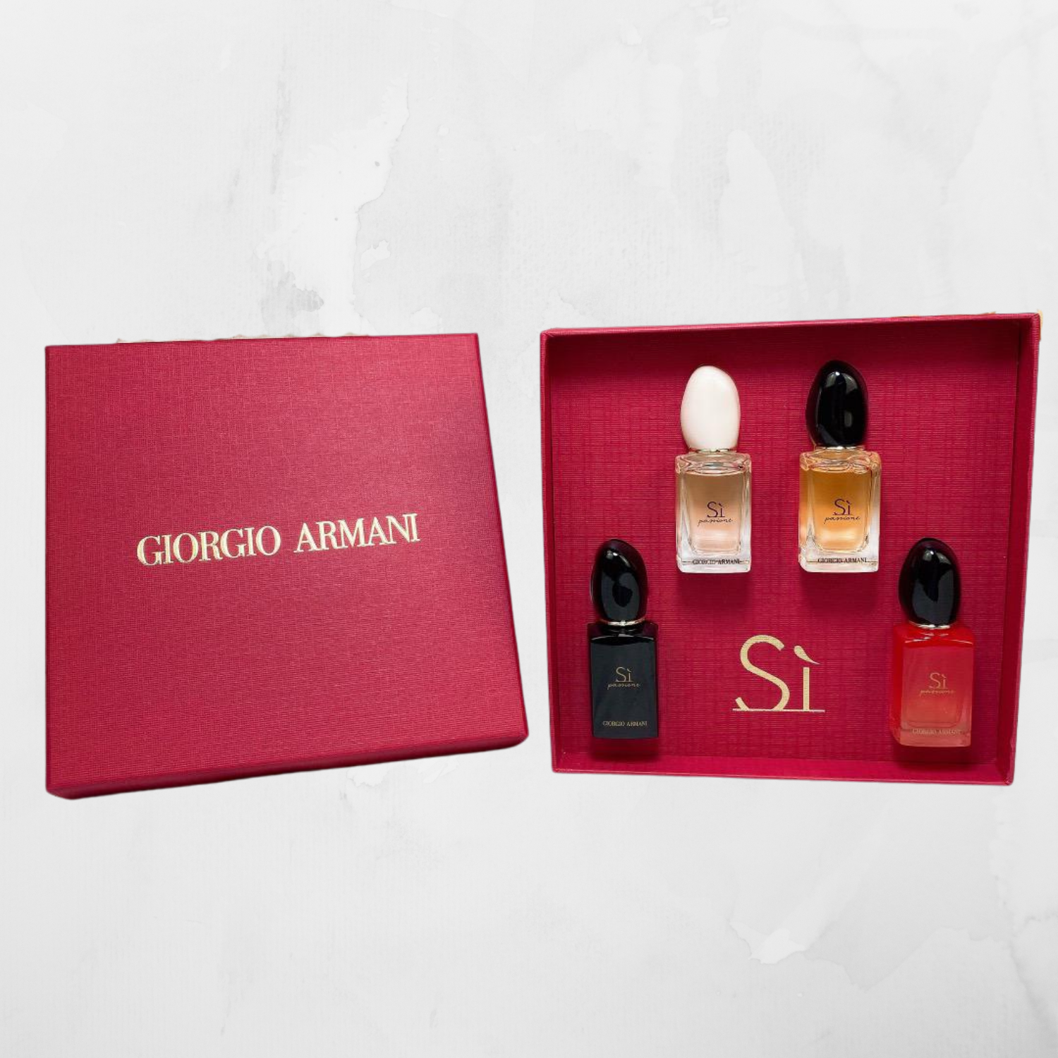 GIORGIO ARMANI SI 4-PIECE PERFUME GIFT BOX
